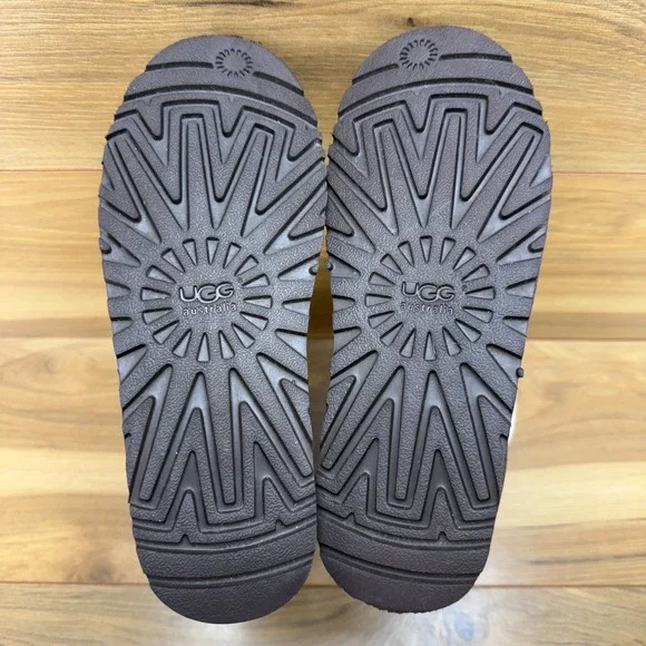 UGG Aleyah Youth Big Girls Boots Size 5 Brown Suede Shearling Fur Lined - Picture 9 of 11